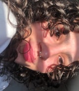 עוזרתלי - מטפלת לילדים ב-פתח תקווה - דניאל ז.