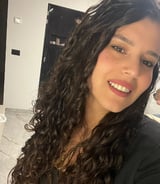 עוזרתלי - מטפלת לקשישים ב-גבעת שמואל - לין מ.