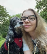 עוזרתלי - דוגסיטר ב-קריית מוצקין - מגי ס.