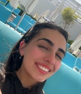 עוזרתלי - עוזרת בית ב-ירושלים - אבישג ר.