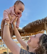 עוזרתלי - מטפלת לילדים ב-גבעתיים - Looking for a Nanny (English Speaker) – Tel Aviv