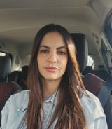 עוזרתלי - מטפלת לילדים ב-נתניה - מיטל כ.