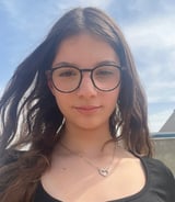 עוזרתלי - מטפלת לילדים ב-באר שבע - אופק ק.