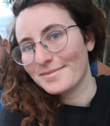 עוזרתלי - מטפלת לילדים ב-חיפה - רנאטה ס.