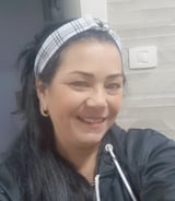 עוזרתלי - מטפלת לילדים ב-חיפה - יפה ז.