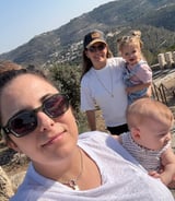 עוזרתלי - מטפלת לילדים ב-מוצא עילית - חיה ד.