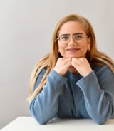 עוזרתלי - מטפלת לילדים ב-חולון - דנה א.