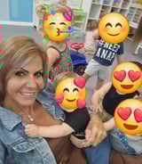 עוזרתלי - מטפלת לילדים ב-חולון - רוז ב.