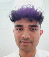 עוזרתלי - עוזרת בית ב-גבעתיים - Suraj K.