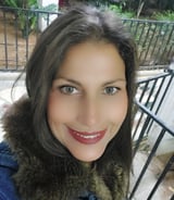 עוזרתלי - עוזרת בית ב-בת ים - טליה כ.