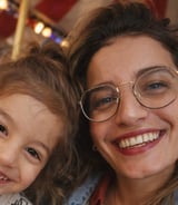 עוזרתלי - מטפלת לילדים ב-טירת כרמל - שרית י.