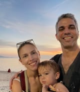 עוזרתלי - מטפלת לילדים ב-ירושלים - Hebrew+english Nanny for a 3 year old