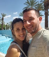 עוזרתלי - מטפלת לילדים ב-נס ציונה - מחפשים מטפלת שיכולה לדאוג ולטפל בתינוק באהבה