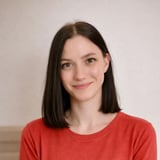 עוזרתלי - מטפלת לילדים ב-אשקלון - ניקול פ.