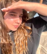 עוזרתלי - מטפלת לילדים ב-חיפה - פריאל ז.