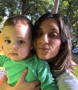 עוזרתלי - מטפלת לילדים ב-רמת גן - הדס ר.