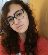 עוזרתלי - מטפלת לילדים ב-אשקלון - סטרנה שרה ג.