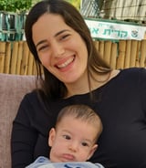 עוזרתלי - מטפלת לילדים ב-גבעתיים - מחפשת מטפלת, למשרה מלאה, עבור 2 ילדים בגבעתיים. התחלה באפריל-מאי