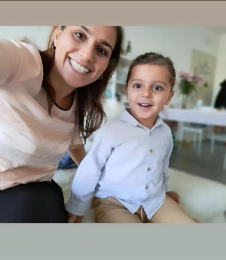 עוזרתלי - מטפלת לילדים ב-רמת גן - אוולין רות ד.