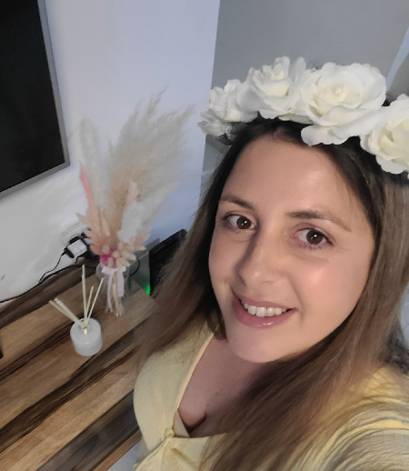 עוזרתלי - מטפלת לילדים ב-חולון - נועה פ.