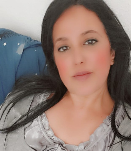 עוזרתלי - מטפלת לילדים ב-חולון - ליאה כ.