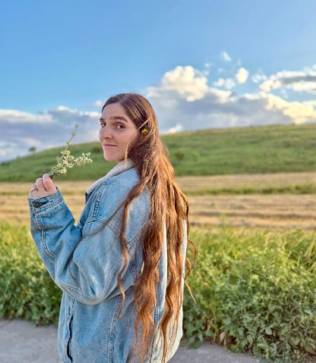 עוזרתלי - מטפלת לילדים ב-חיפה - דניאל ר.