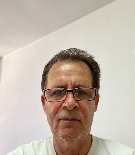 עוזרתלי - נהג ב-בת ים - קובי ה.